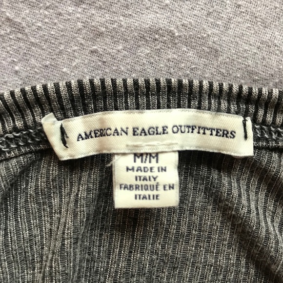 Quarter Sleeve Ribbed Top - Picture 4 of 4